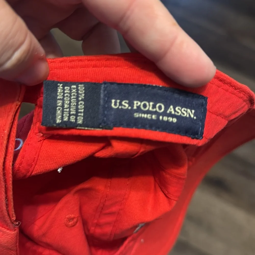 U.S. Polo Assn. velcro back
